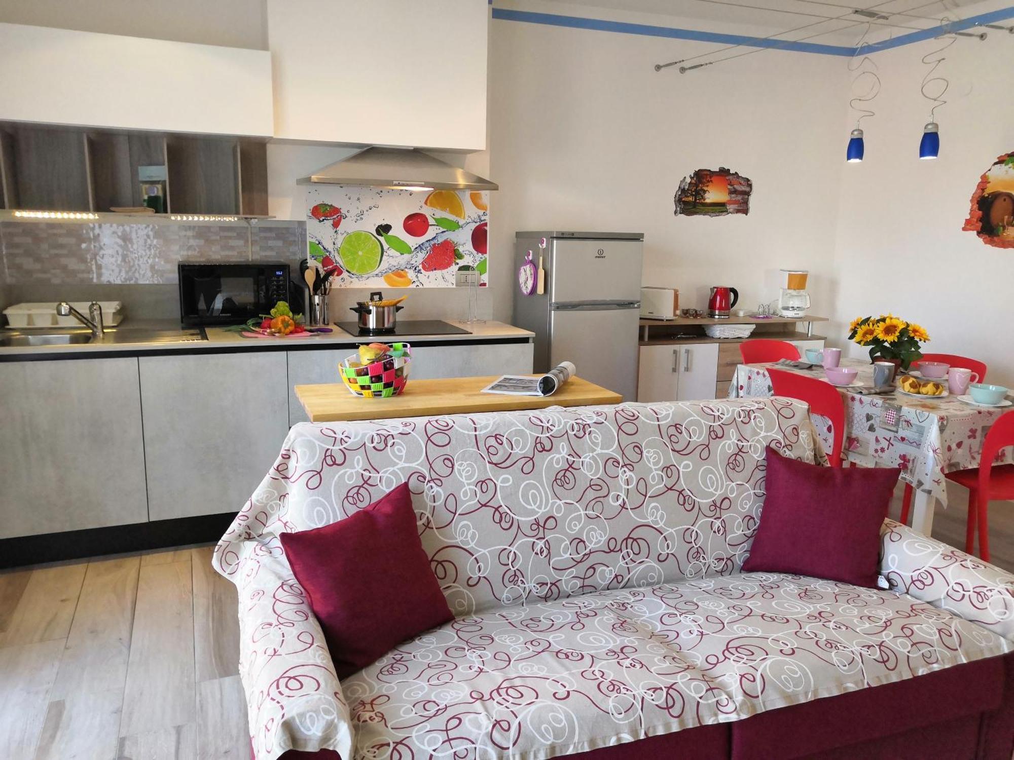 Butterfly Apt In Suna With Garage Вербания Екстериор снимка