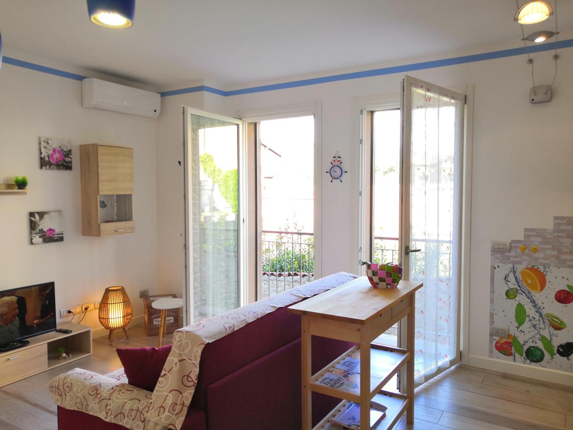 Butterfly Apt In Suna With Garage Вербания Екстериор снимка